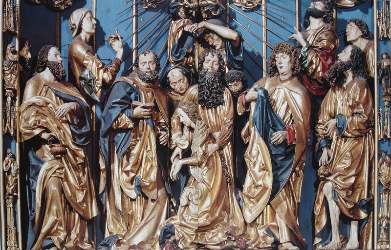 Hochaltar, Mittelschrein, Tod Mariens im Kreise der Apostel. by Veit Stoß. 1477–1489. Motifs recorded: gold, männer, blau, altar, strahlen, bart, maria, holz.