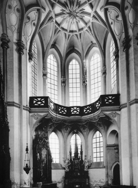 Abteikirche Himmelfahrt Mariens (Innenraum: Nordkonche). by Giovanni Santini. 1712–1723. Motifs recorded: altar, kirche, fenster, foto, chor, gotik, spitzbogen, empore.