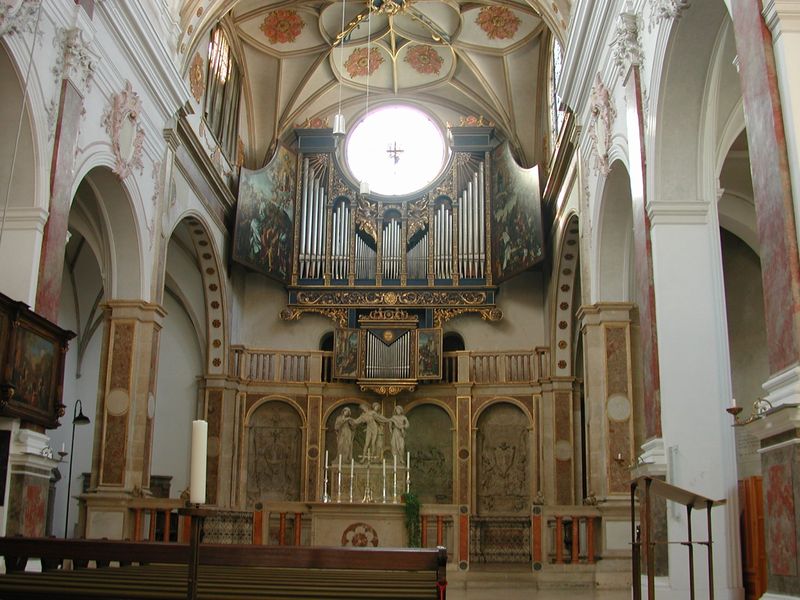 Augsburg, St. Anna, Fuggerkapelle. 1509–1512. Motifs recorded: altar, orgel, kirche, gewölbe, kerzen, foto, kreuz, fenster.