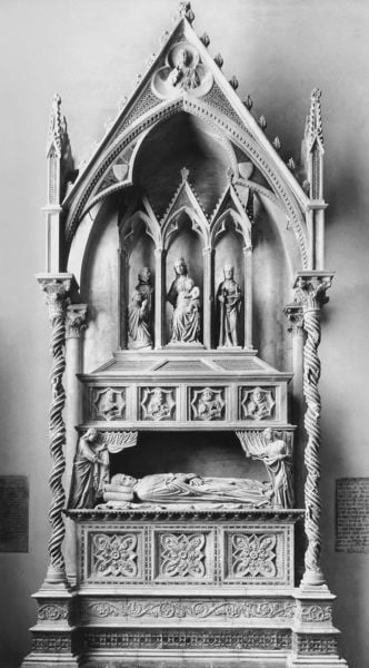 Grabmal Papst Benedikts XI.. by Meister des Grabmals Benedikts XI.. 1320–1325. Motifs recorded: vorhang, grab, heilige, stein, grabmal, säule, gotik, säulen.
