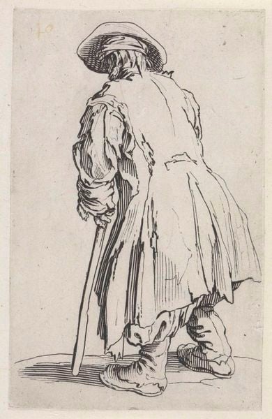 Alter Bettler mit einer Krücke, schräg von hinten. by Jacques Callot. 1622. Motifs recorded: stock, hut, mantel, mann, zeichnung, rücken, stiefel, lumpen.