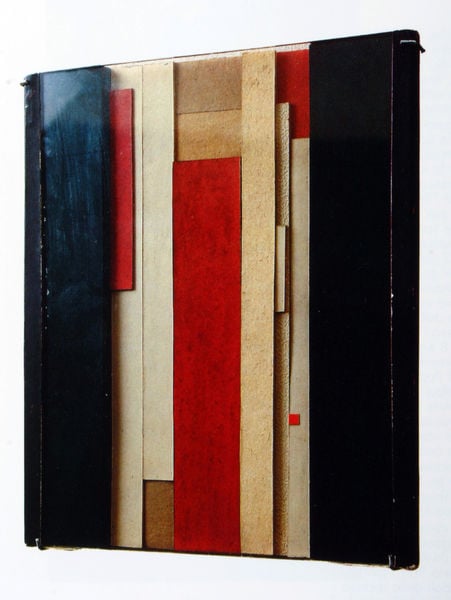Die siebte Dimension. by Ilja Tschaschnik. 1925. Motifs recorded: rot, schwarz, holz, streifen, braun, collage, blau, abstrakt.